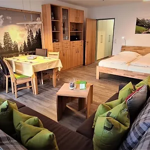 montana-haus-fewo-a14-a17-c8.com-bavaria.com/